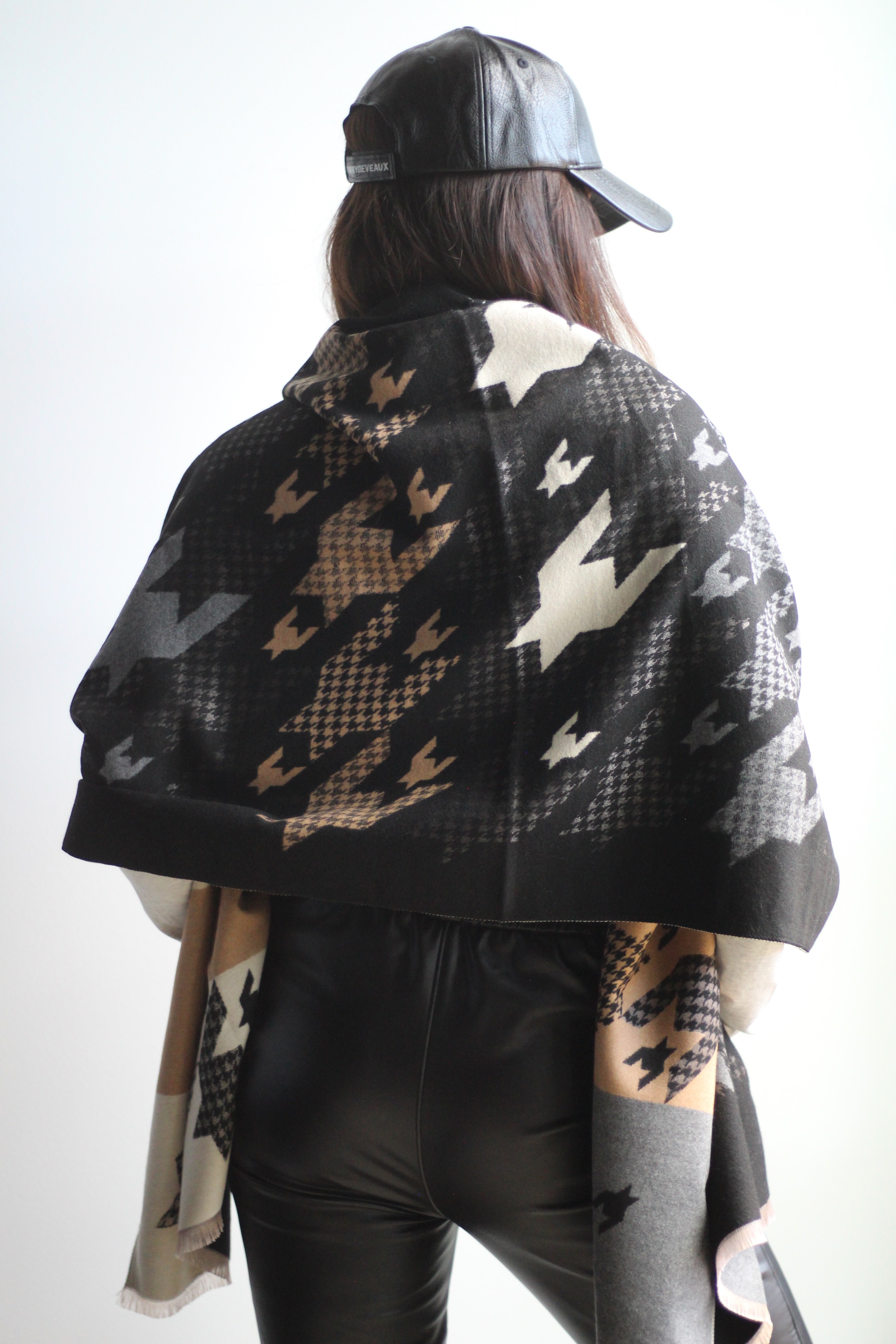 Houndstooth Scarf - Reversible – shopthehunt