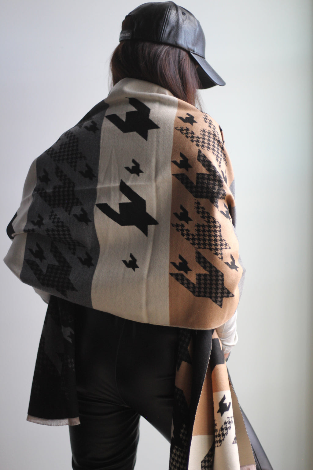 Houndstooth Scarf - Reversible