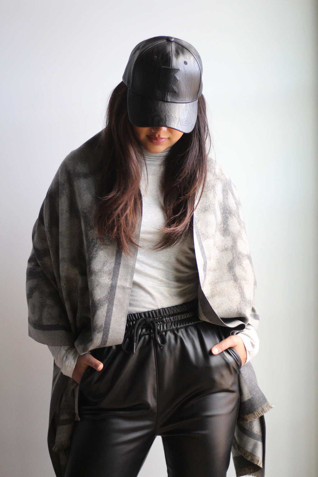 Leopard Scarf - Grey