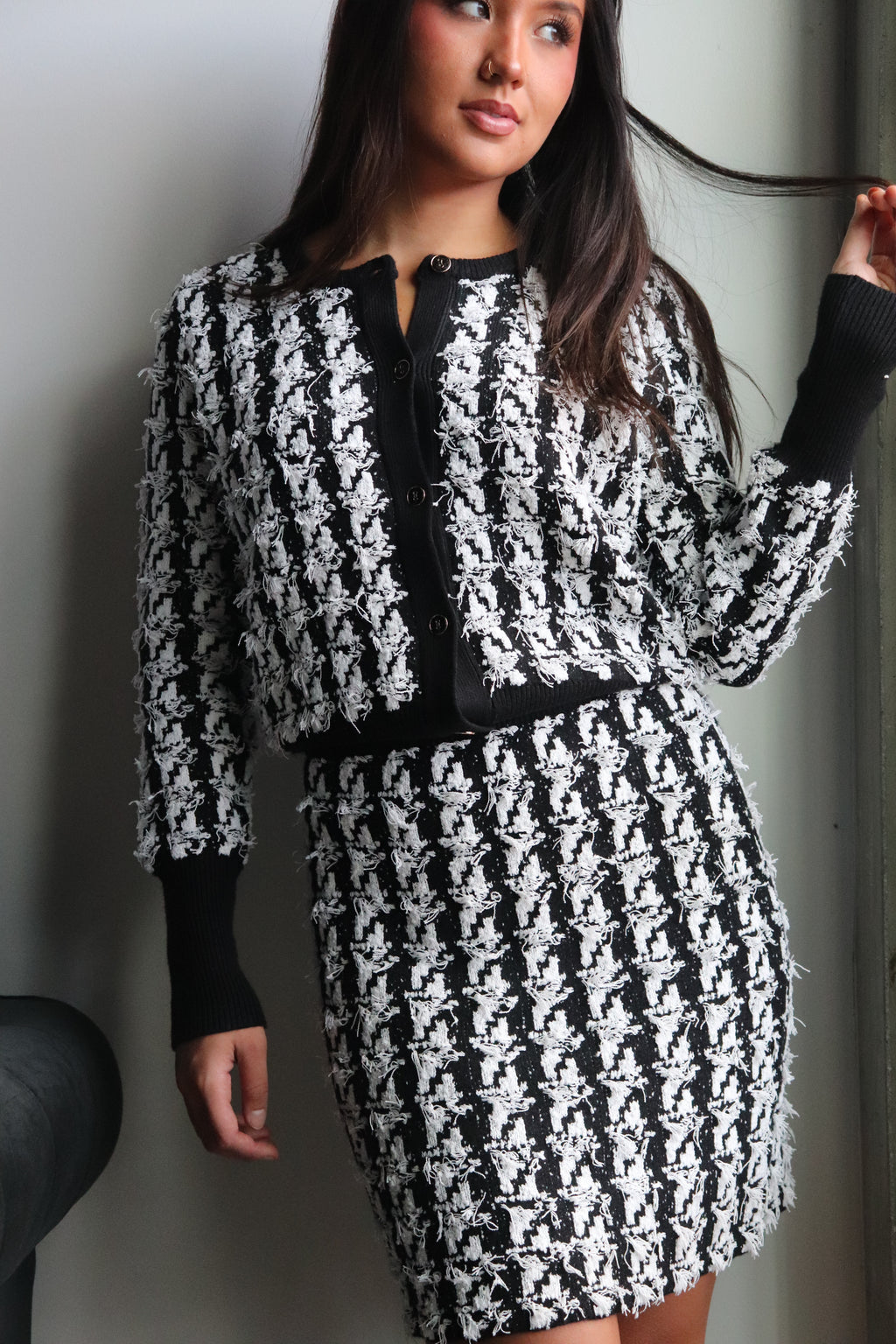 Houndstooth Textured Knit Mini Skirt